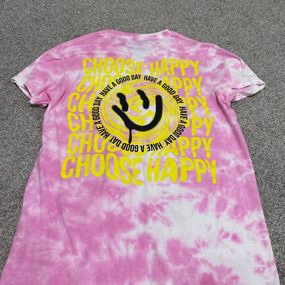 graphic tee